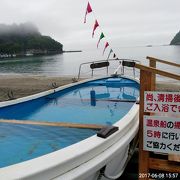 小さな集落の海