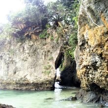 右手、パワースポット側。