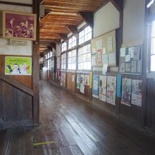 現役の学校です