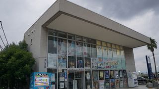 江ノ電江ノ島駅から江の島に向かう際には