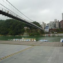 碧潭風景区　吊り橋