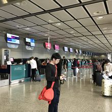 インタウンチェックインカウンターはこんな感じ