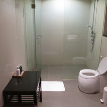 ロイヤルシルクラウンジ (スワンナプーム空港内)