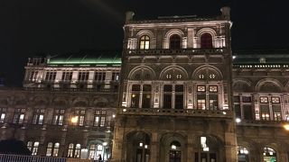 ウィーンでオペラを観るならぜひ