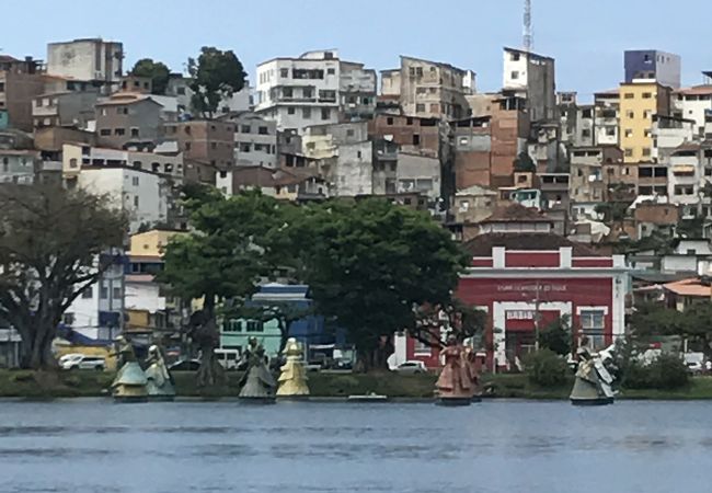 サルバドール市観光局 (トロロ湖)