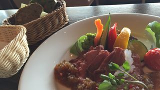 ローストビーフを食べ