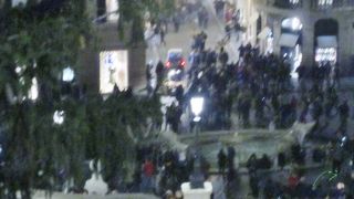 丘の上の三位一体広場