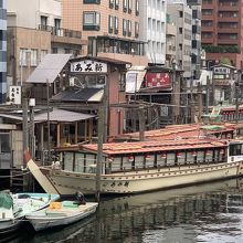 古き良き屋形船の風景