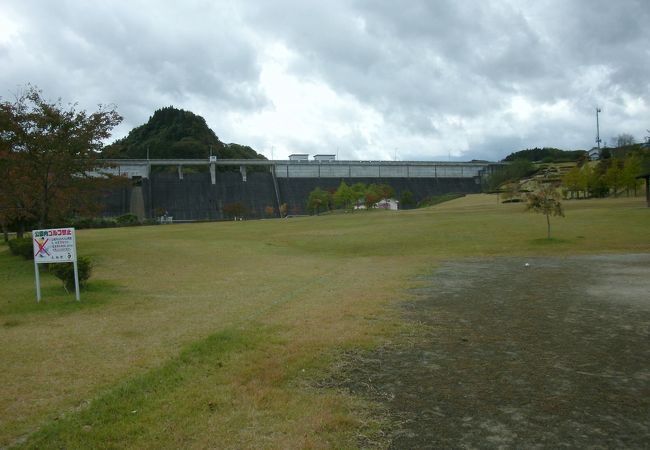 あさひな湖畔公園