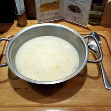 見た目シンプルです(笑)