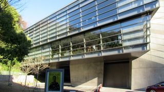 安藤忠雄作品の建物も面白い