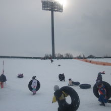 子供達が主役！冬のスタルヒン球場。
