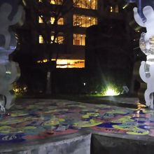 モニュメントも