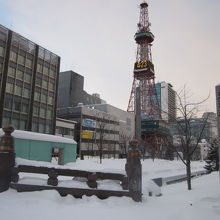 ロケーション的には、テレビ塔のすぐ南東側となります