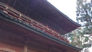 延暦寺の山門にあたる場所