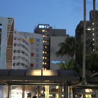 駅を出ると見えます