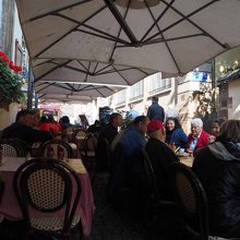 テラス席の雰囲気