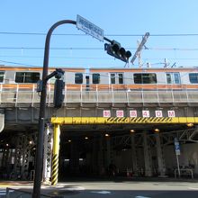 西側からの様子