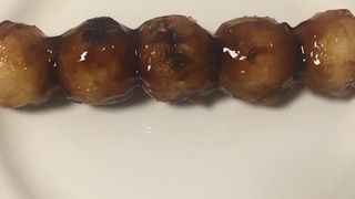 評判のみたらしだんご