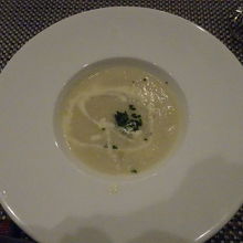 本日のスープ、カリフラワーです。