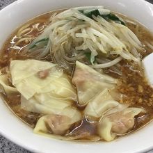 もやしワンタン麺