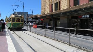 フリーゾーン内は無料。