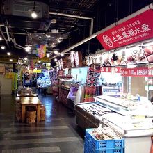 お店が連なっていました。