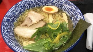 蓮田サービスエリアの蓮の花でランチ