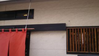 昔ながらの風情もいい蕎麦屋さんです 