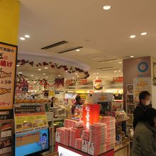 様々な店舗が有り商品も充実しています