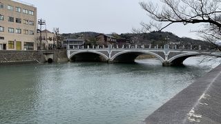 ここから観る主計町茶屋街は絵になる