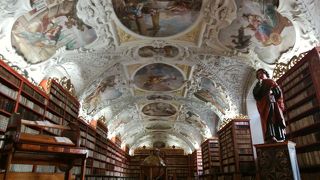 絶対に見るべき美しい図書館