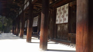 エンタシスの柱でおなじみ