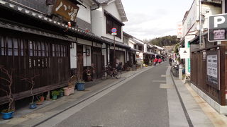 こちらも、雰囲気のある街並み