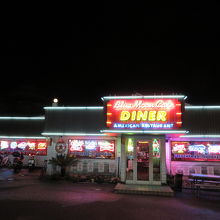 広島郊外のアメリカンダイナー By Flow ブルームーンカフェ 長楽寺店のクチコミ フォートラベル