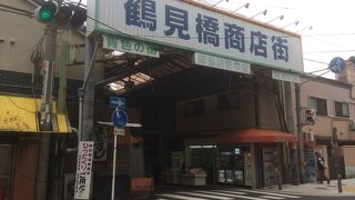 長い長い商店街