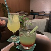 バーは終始閉店中だったけどアルコール注入。