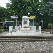 タイ国鉄発祥記念碑です。ファランポーン駅の北側にあります。
