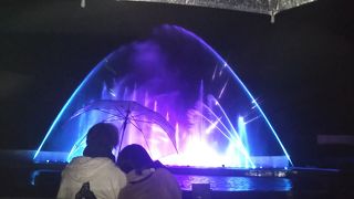 有料の噴水ショー見ました