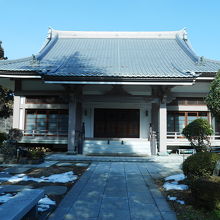 お寺の本堂