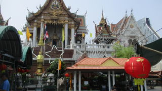 旧正月シーズンのワット フアラムポーン