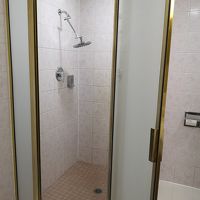 シャワーブース