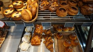 ゆっくりと食べて味わう系のクロワッサン