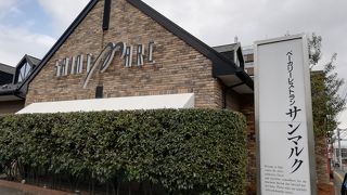 たくさんのパンがあります