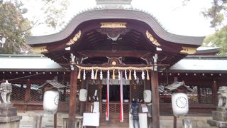 不運をたどった神霊をしずめる