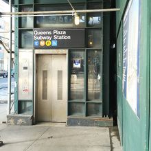 たまに、エレベーターがあるところも