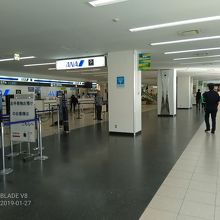 ターミナルビル内