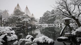 兼六園の雪景色