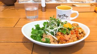 初エッグスンシングスでした。