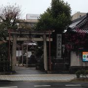 一皿二皿と数える幽霊で有名なお菊様を祀る神社です